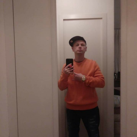 Meet your Posher, Michael - Picture 2 of 2